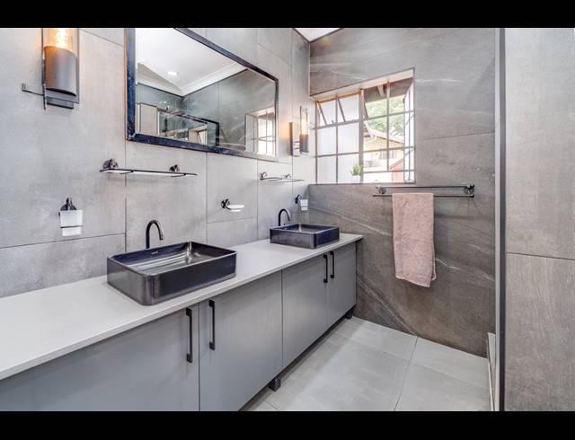 4 BEDROOM HOUSE FOR SALE IN ROBINDALE